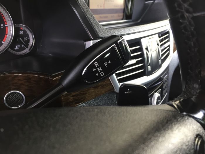 mercedes benz e 250 besplatni mali oglasi