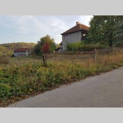 prodajem plac u ripnju besplatni mali oglasi