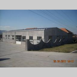 izdajem halu u nišu 1 000 m2 plus poslovni prosto 300m2 besplatni mali oglasi