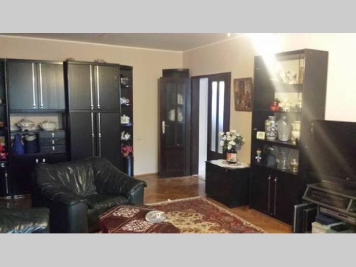 vila, zvezdara, 220 m2,4 ara placa besplatni mali oglasi