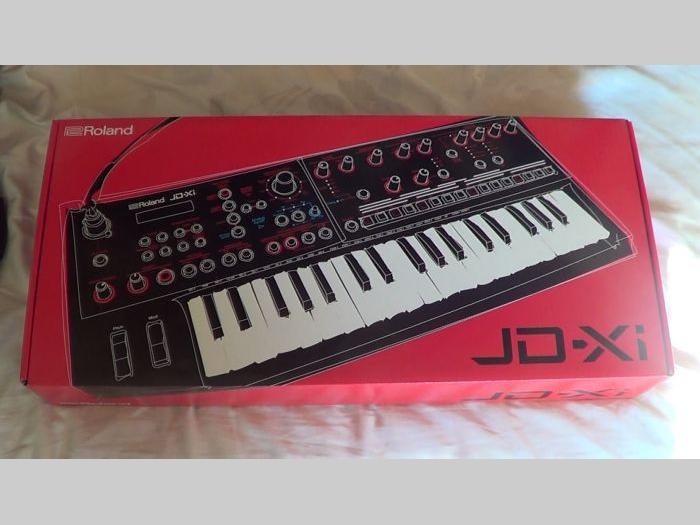 roland jd xi sintisajzer besplatni mali oglasi