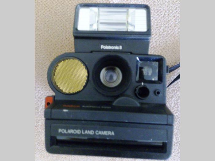 polaroid 2390 land camera japanski foto aparat besplatni mali oglasi