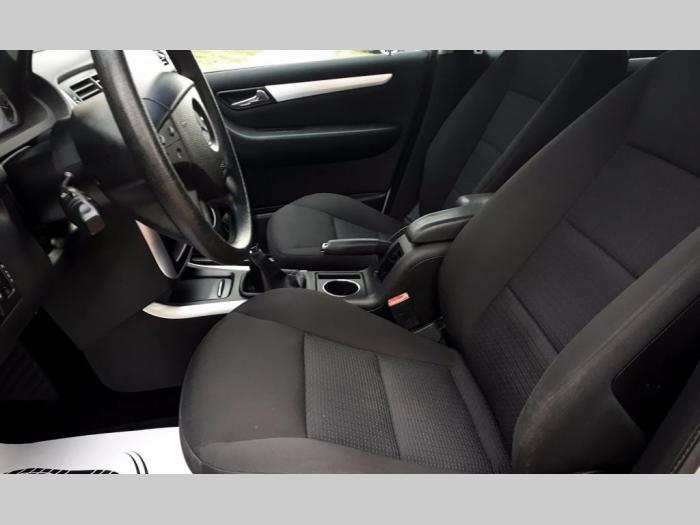mercedes benz b 180 besplatni mali oglasi
