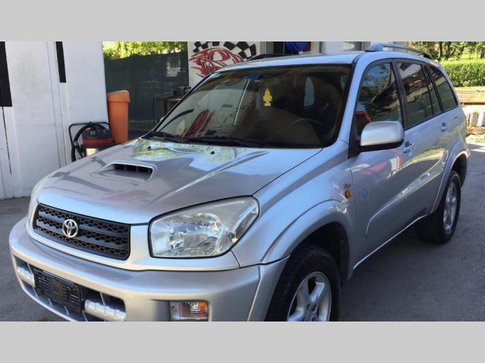 toyota rav 4 2 0 besplatni mali oglasi