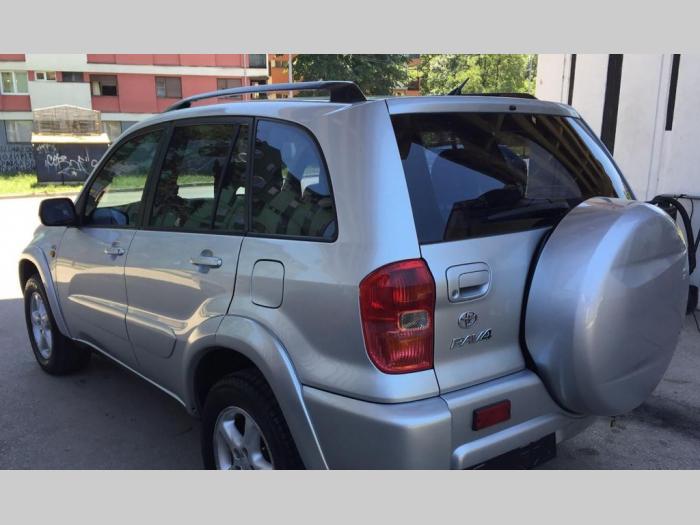 toyota rav 4 2 0 besplatni mali oglasi