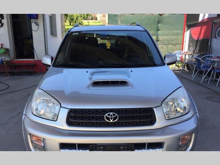 toyota rav 4 2 0 besplatni mali oglasi