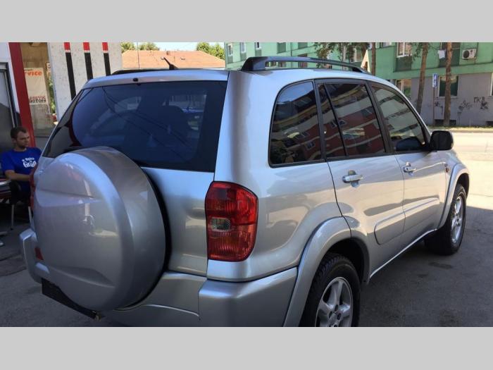 toyota rav 4 2 0 besplatni mali oglasi