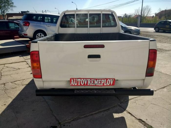 toyota hilux 2 5 d4d 4x4 besplatni mali oglasi