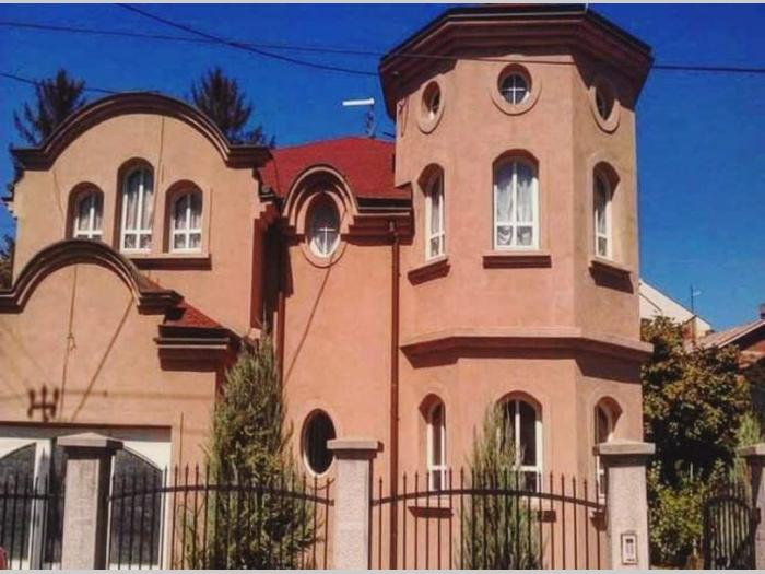 kuća u centru kruševca od 350m2 besplatni mali oglasi