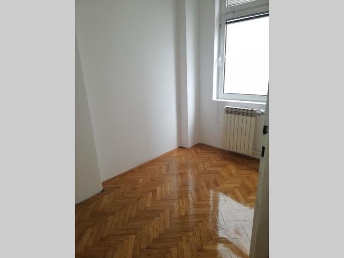 izdavanje, centar, nušićeva 100m2 besplatni mali oglasi