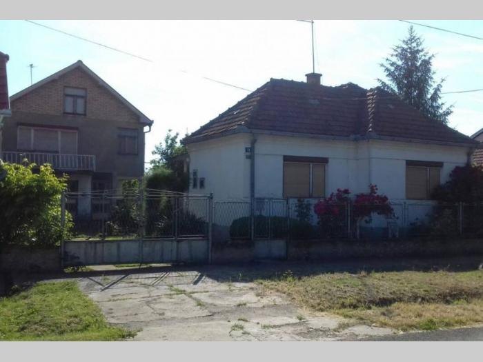 dve kuće na istom placu u inđiji besplatni mali oglasi
