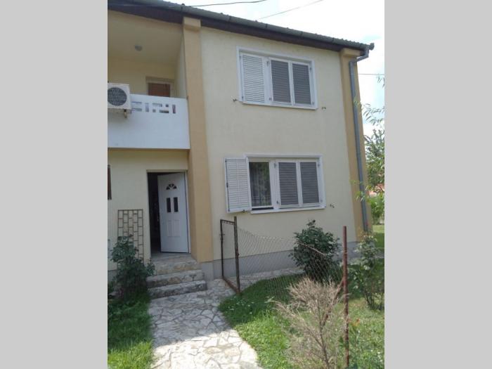 kuća lamela, bečej besplatni mali oglasi