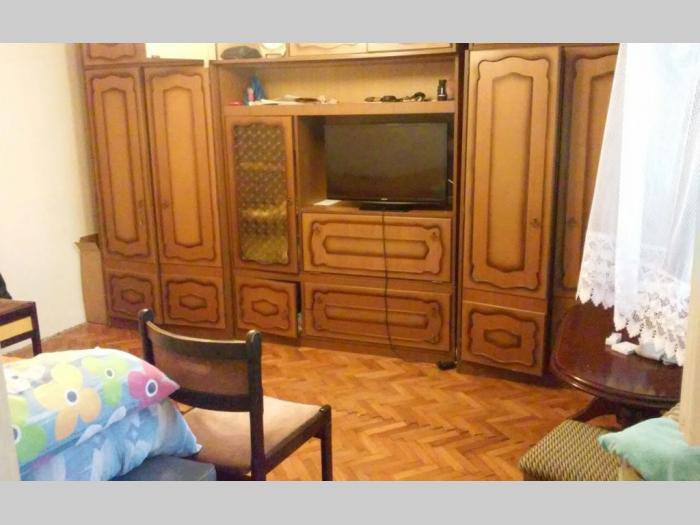 prodajem kuću u centru kuršumlije besplatni mali oglasi