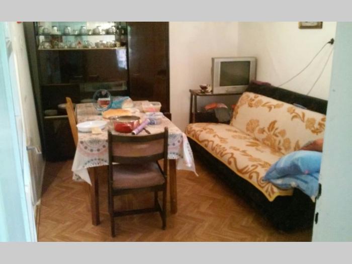 prodajem kuću u centru kuršumlije besplatni mali oglasi