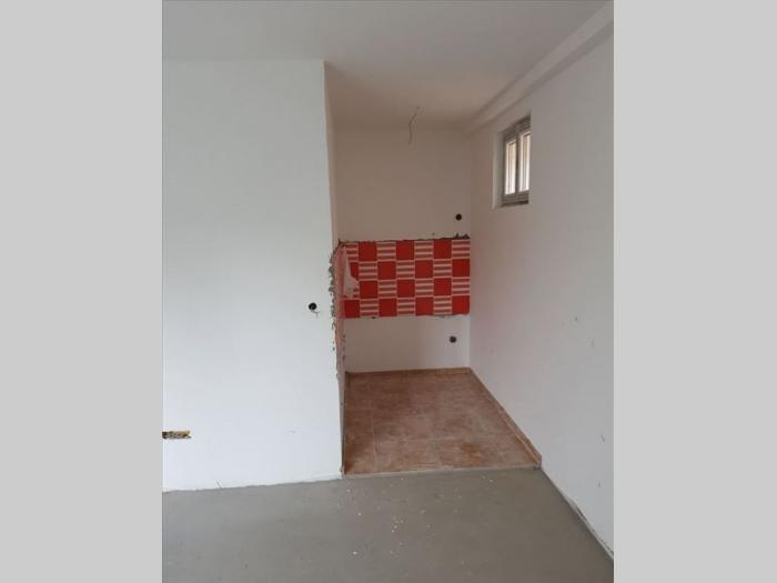 prodajem stan od 40m2 besplatni mali oglasi