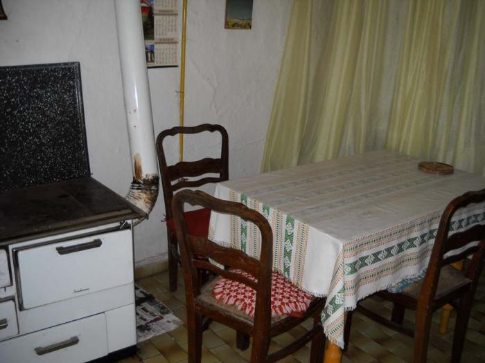 kuća 120m2 dvorište bašta 30ari radojevo besplatni mali oglasi