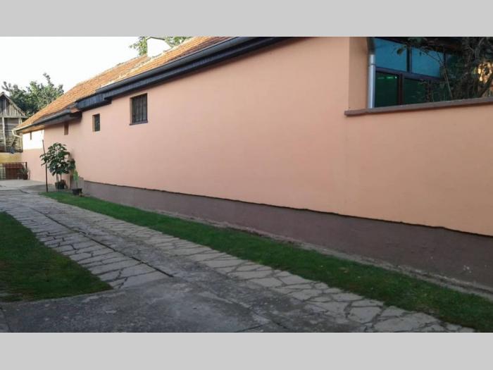 gospođinci kuća u užem centru od 140m2 besplatni mali oglasi