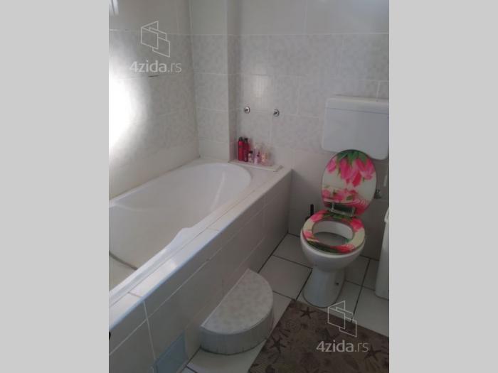 prodajem kuću banatsko aranđelovo besplatni mali oglasi