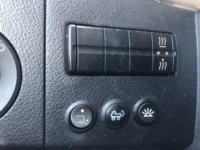 volkswagen crafter hladnjača 2011 godište besplatni mali oglasi