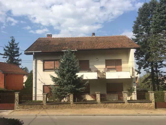 spratna kuća podnožje brega vršac besplatni mali oglasi