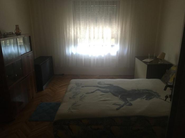 spratna kuća podnožje brega vršac besplatni mali oglasi