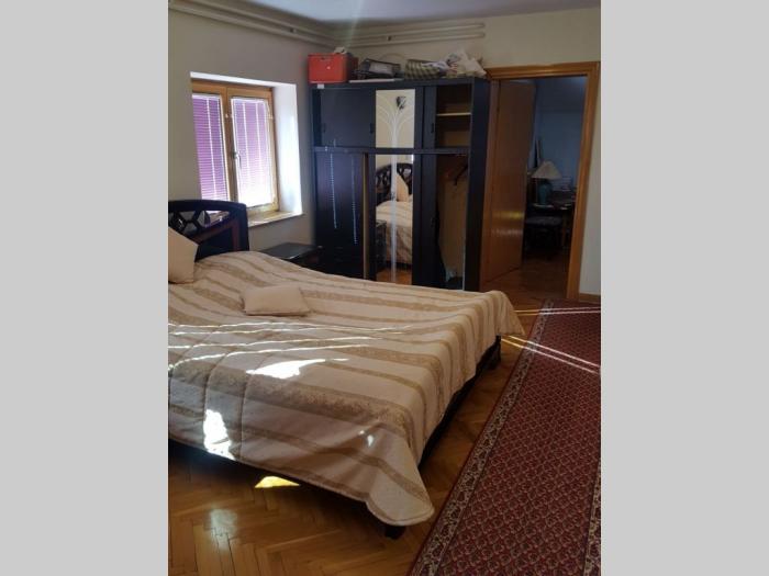 kuća 300m2 na prodaju, beograd avala besplatni mali oglasi