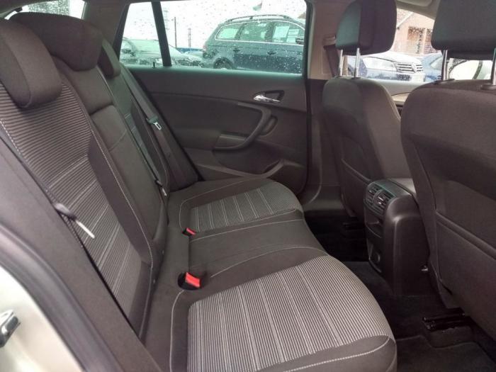 opel insignia 2 0cdti besplatni mali oglasi