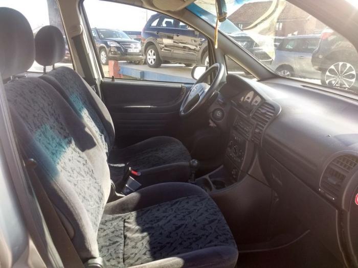opel zafira 2 0dti besplatni mali oglasi