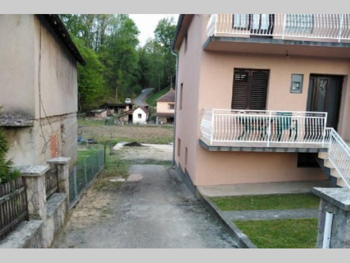 kuća na prodaju u kruševici (kod lazarevca) besplatni mali oglasi