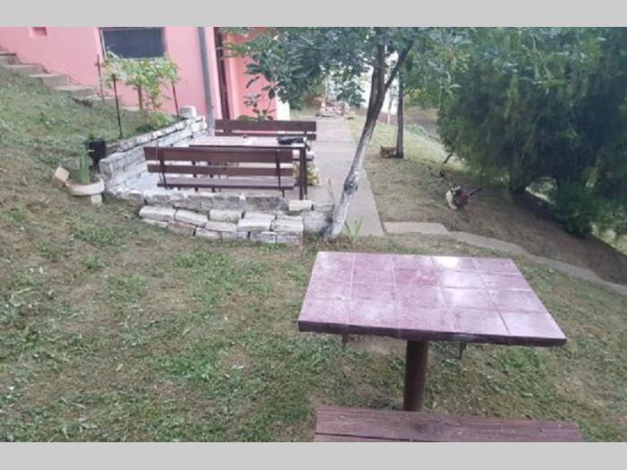 vikendica fruška gora irig besplatni mali oglasi