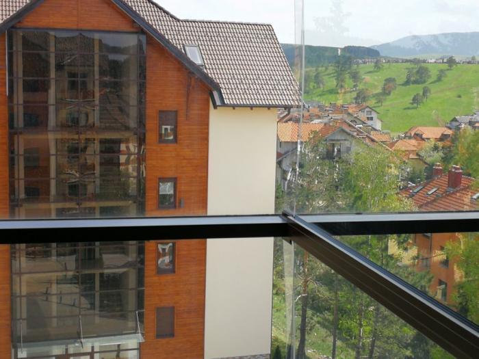 prodaja nameštenog apartmana 38m2 zlatibor besplatni mali oglasi