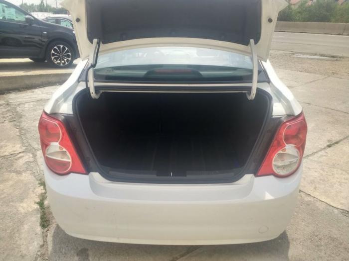 chevrolet aveo 1 2lt besplatni mali oglasi