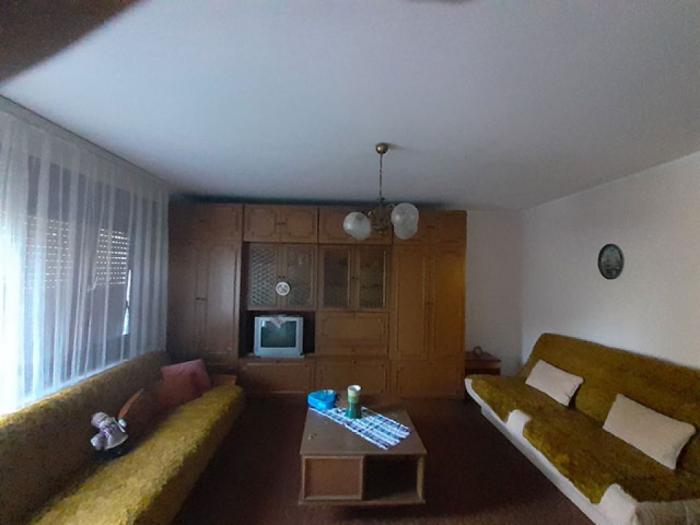 na prodaju kuća u sremčici, 300 m2 besplatni mali oglasi