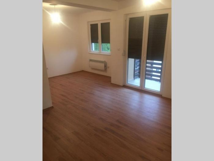 apartmani zlatibor lux besplatni mali oglasi