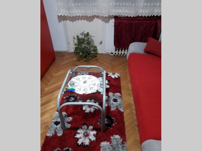 prodajem kuću u aranđelovcu besplatni mali oglasi