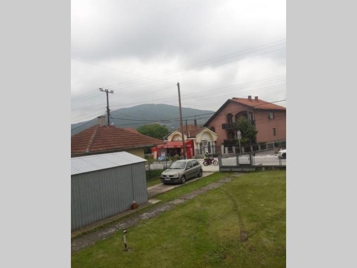 prodajem kuću u aranđelovcu besplatni mali oglasi