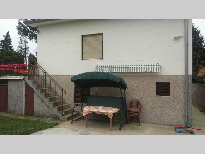 na prodaju kuća 130m2, ripanj besplatni mali oglasi