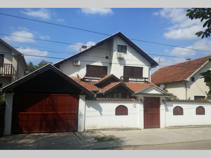 kuća bački jarak besplatni mali oglasi