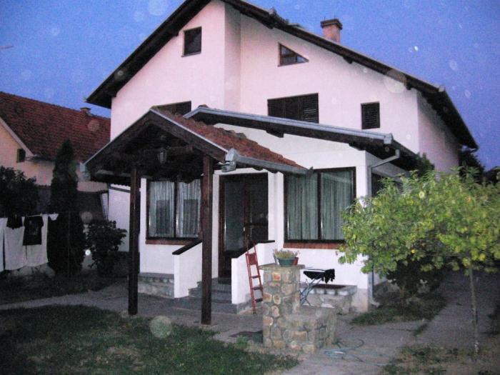 kuća bački jarak besplatni mali oglasi