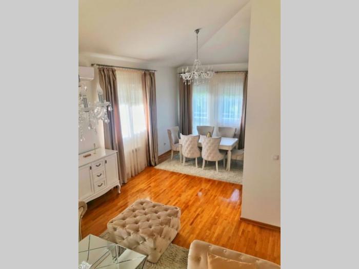 duplex u rumi besplatni mali oglasi