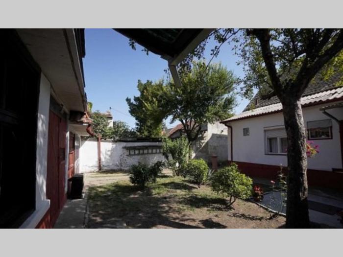 kuća na prodaju inđija besplatni mali oglasi