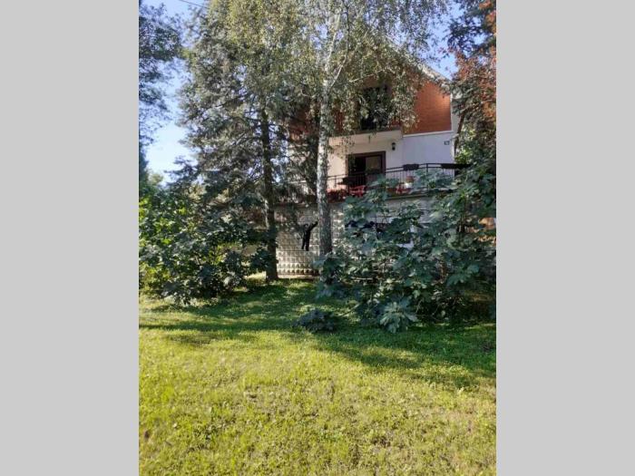kuća, avala, prnjavor, 150 m2 25m2 terase, 35m2 garaža, 8 ari besplatni mali oglasi