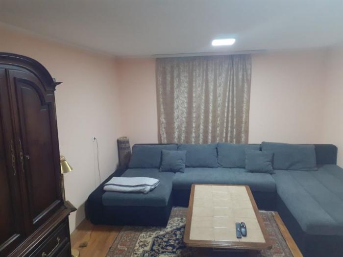 kuća, avala, prnjavor, 150 m2 25m2 terase, 35m2 garaža, 8 ari besplatni mali oglasi