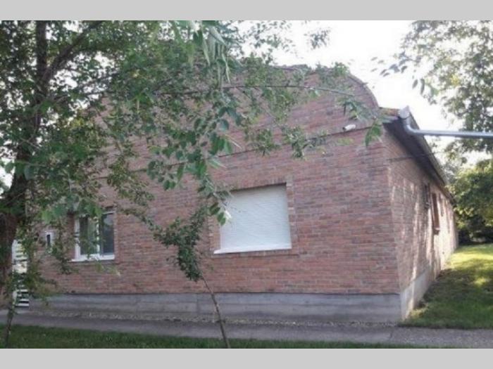 kuća u perlezu 300m2 besplatni mali oglasi
