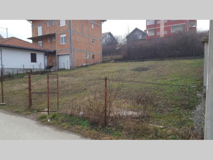 plac na prodaju medaković 3 besplatni mali oglasi
