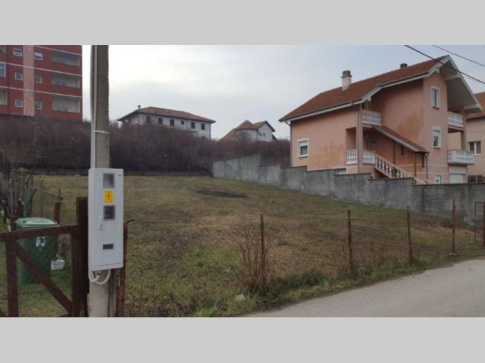 plac na prodaju medaković 3 besplatni mali oglasi