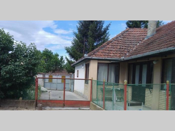 porodična kuće u bezdanu besplatni mali oglasi