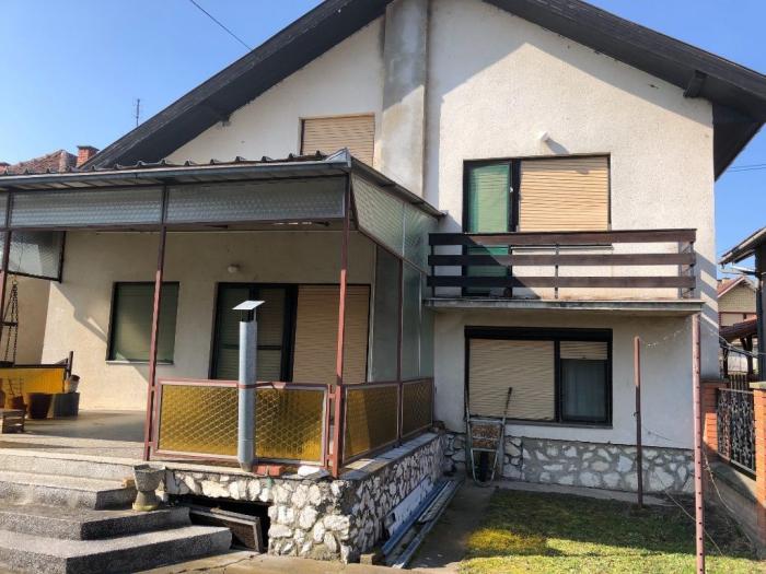 prodajem kuću novi kneževac besplatni mali oglasi