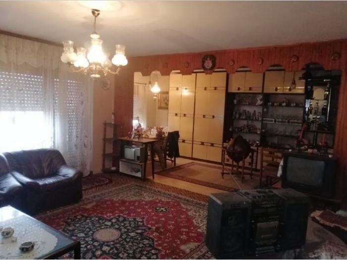 kuća i plac besplatni mali oglasi
