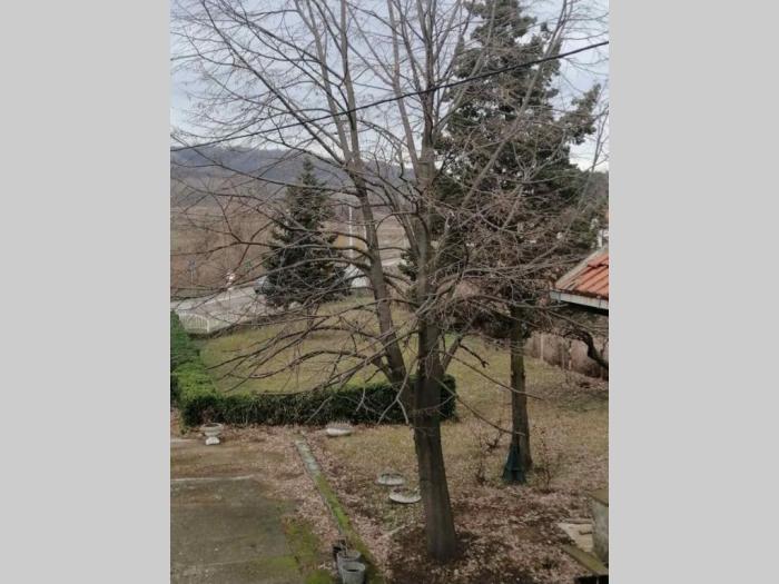kuća i plac besplatni mali oglasi